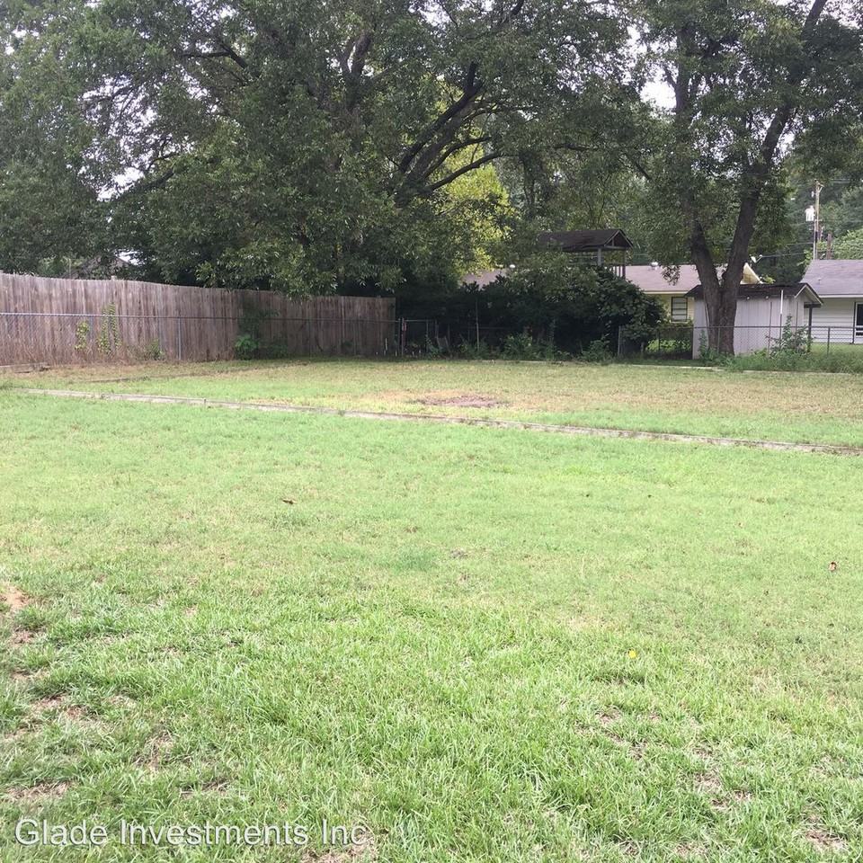 406 N Tyler St - Photo 3 of 24