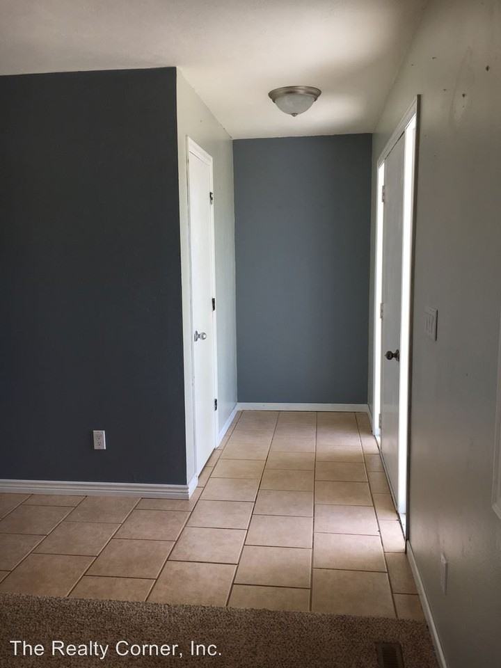 11755 Green Spring Rd - Photo 3 of 16