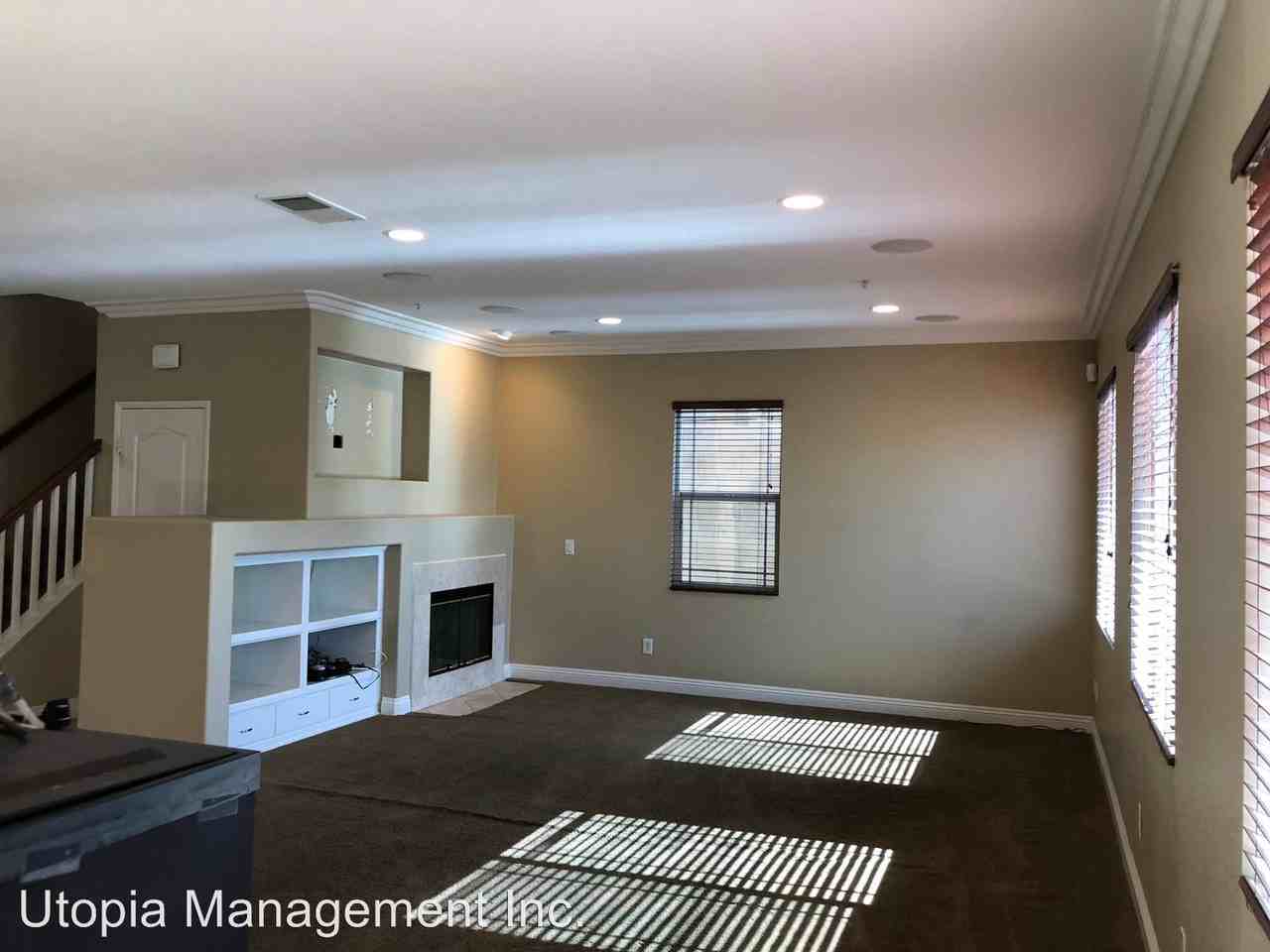 5981 Creekside Dr - Photo 3 of 39