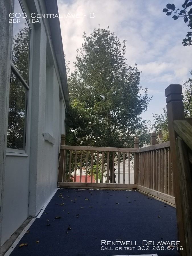 603 Central Ave #B - Photo 2 of 14