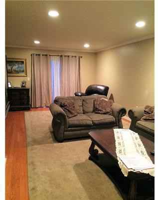 18 Chimney Ct #165 - Photo 2 of 10