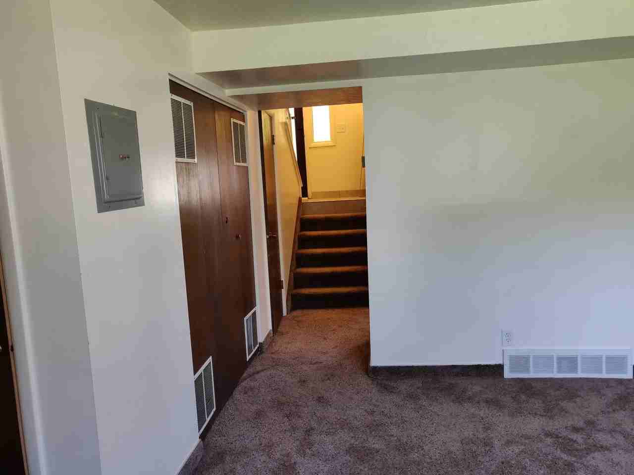 558 Sri Anthony Cir W - Photo 3 of 10