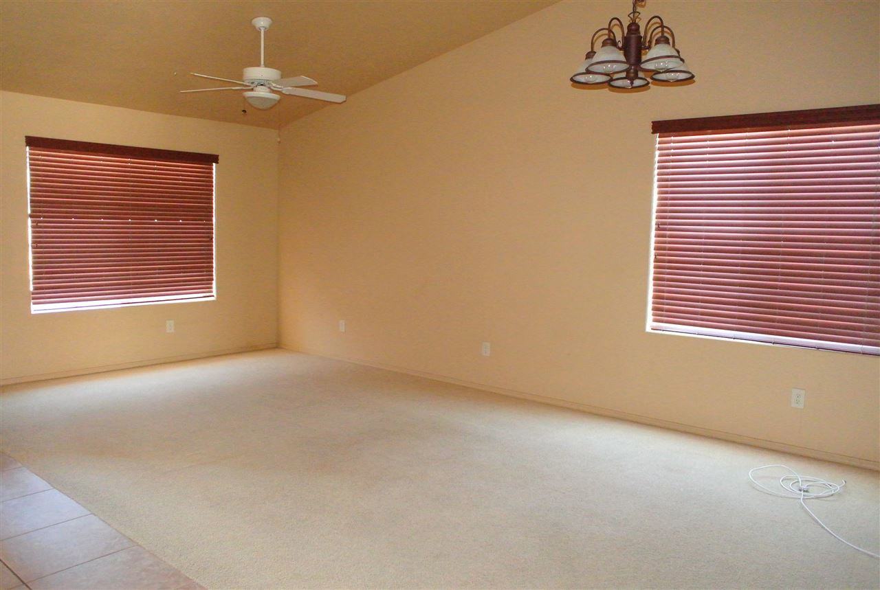 2663 S 48th Dr - Photo 3 of 20