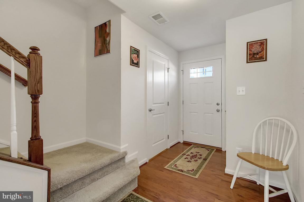 391 Laurel Oak Ln - Photo 3 of 33