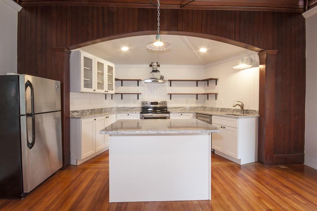 49 Soule Ave - Photo 3 of 7