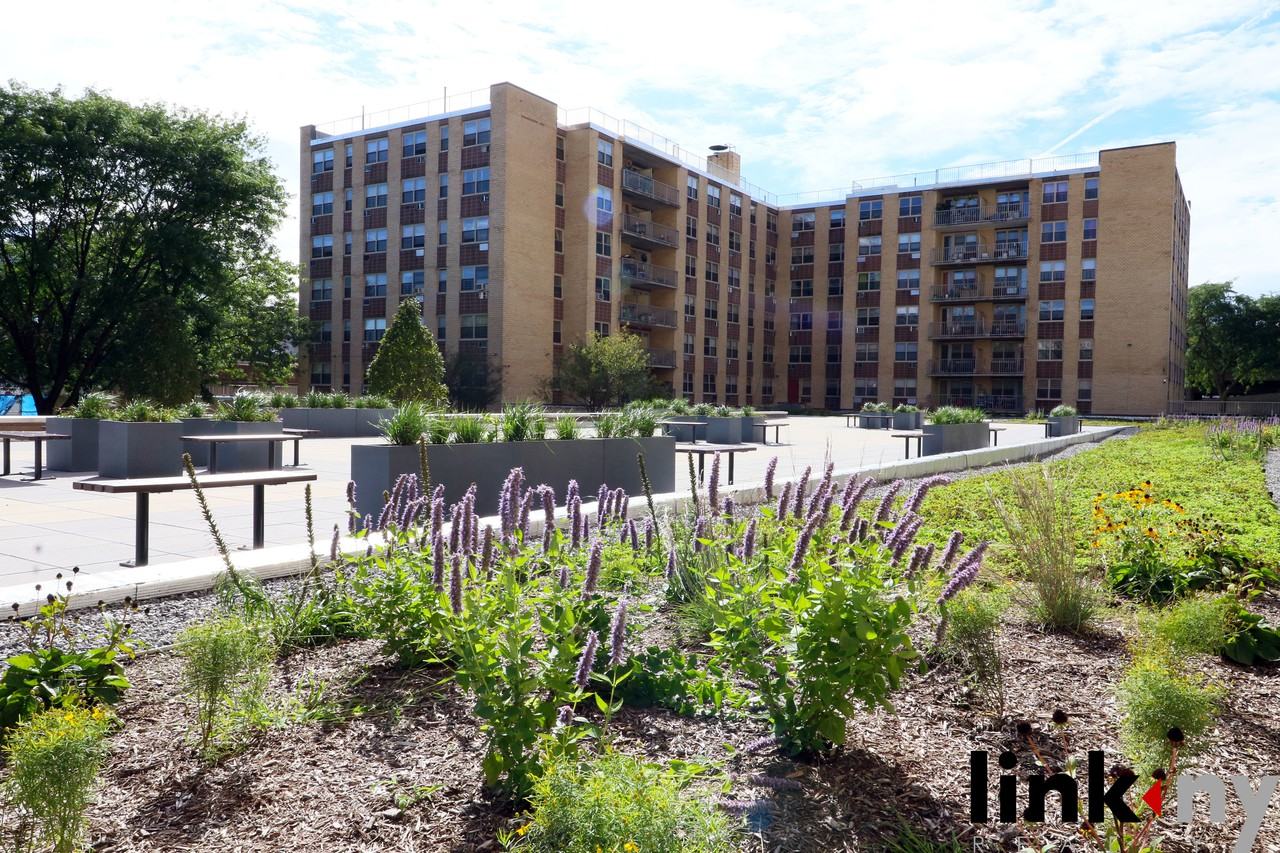 40 East Sidney Avenue #2P