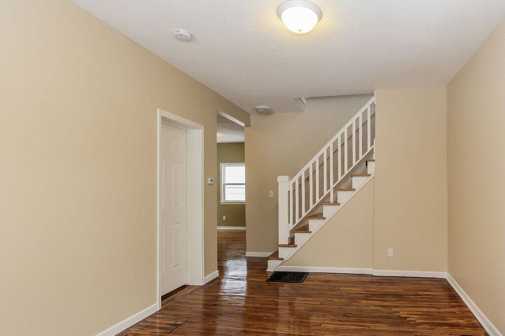 626 Atwood Street Northeast - Photo 3 of 13