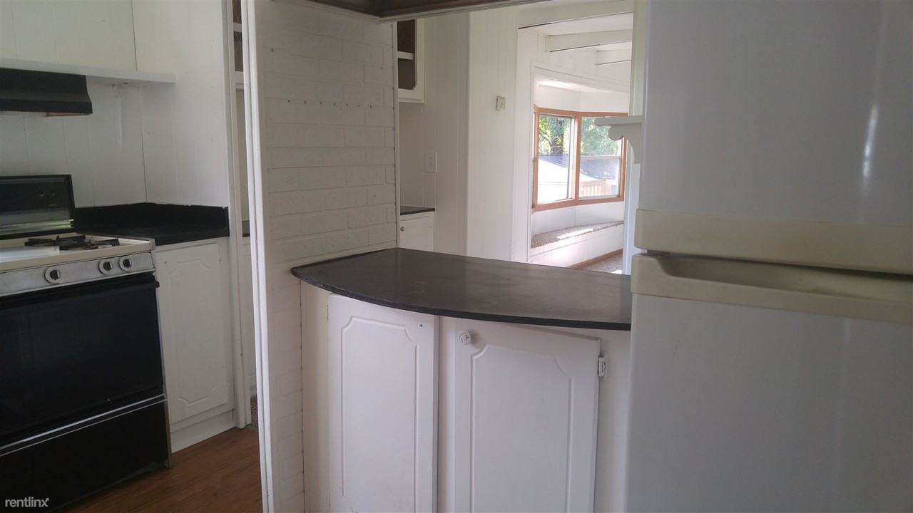 Old Kawkawlin Rd & Brentwood Dr - Photo 2 of 3