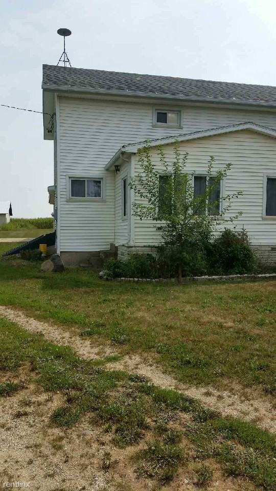4740 N Wacousta Rd - Photo 2 of 6