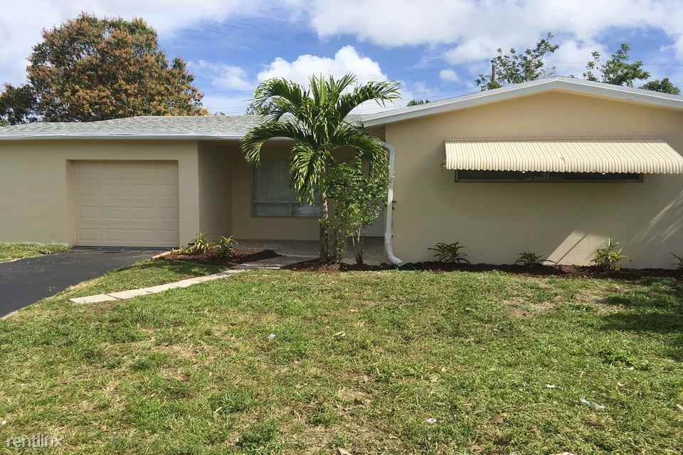 3580 NW 36th Ave - Photo 2 of 7