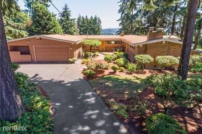 18222 64th Ave NE - Photo 3 of 13