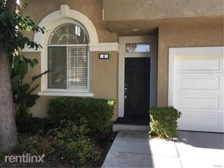 4 Mulholland Ct - Photo 3 of 29