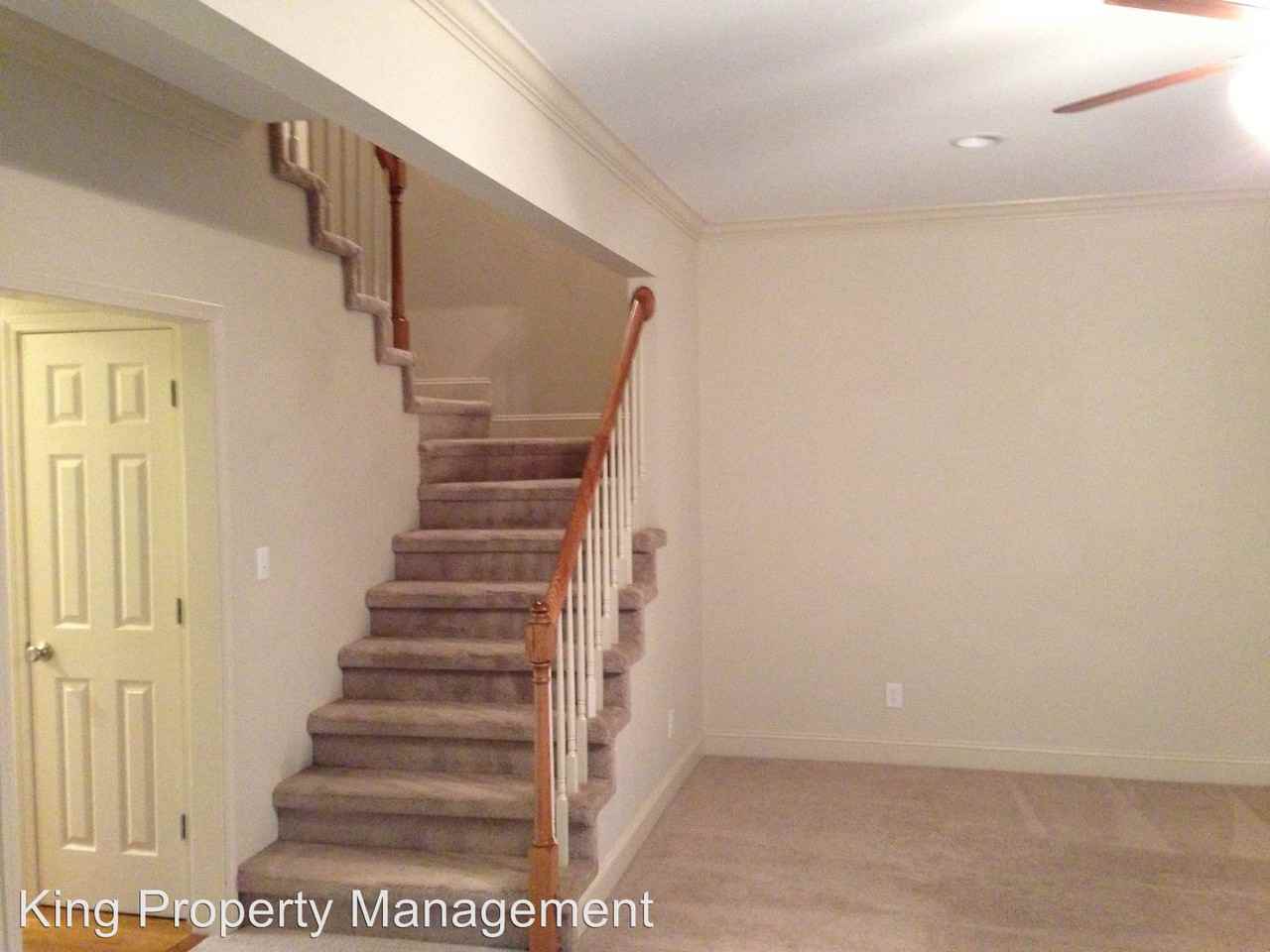 Edith Avenue - Photo 2 of 7