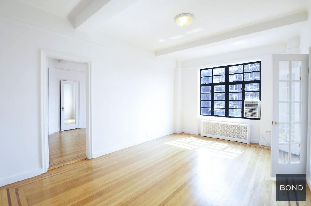 Grove St & West 4th St #5A