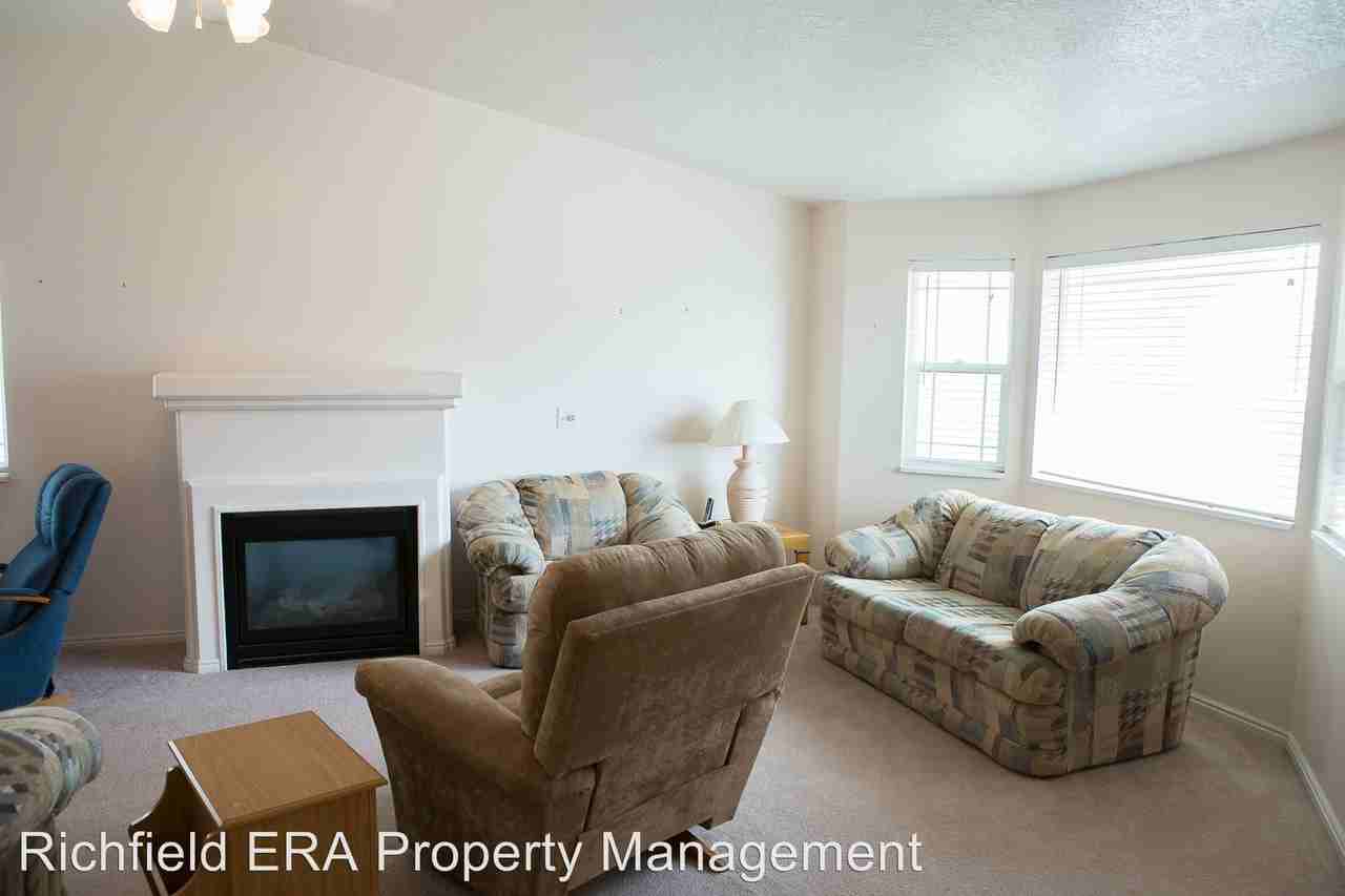 93 856 S 980 W - Photo 3 of 11