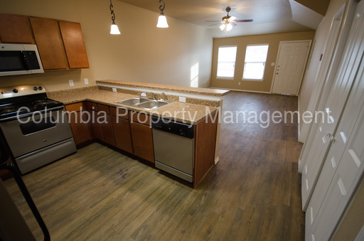 108 Marshall Ridge Dr - Photo 3 of 6