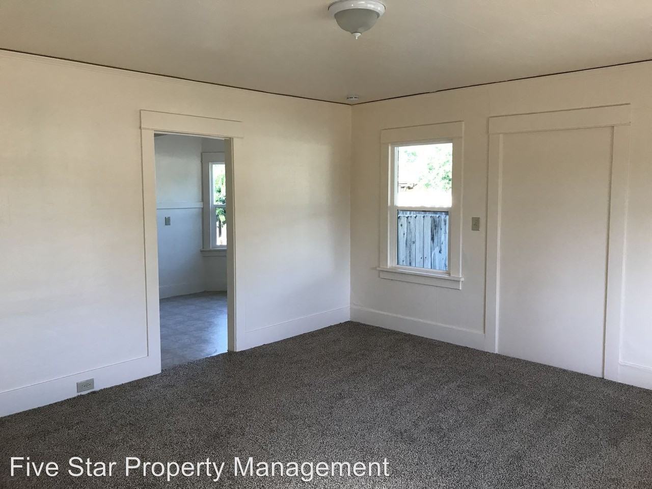 3145 Topeka St - Photo 2 of 11