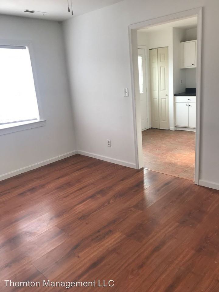 360 Pool Dr - Photo 2 of 10