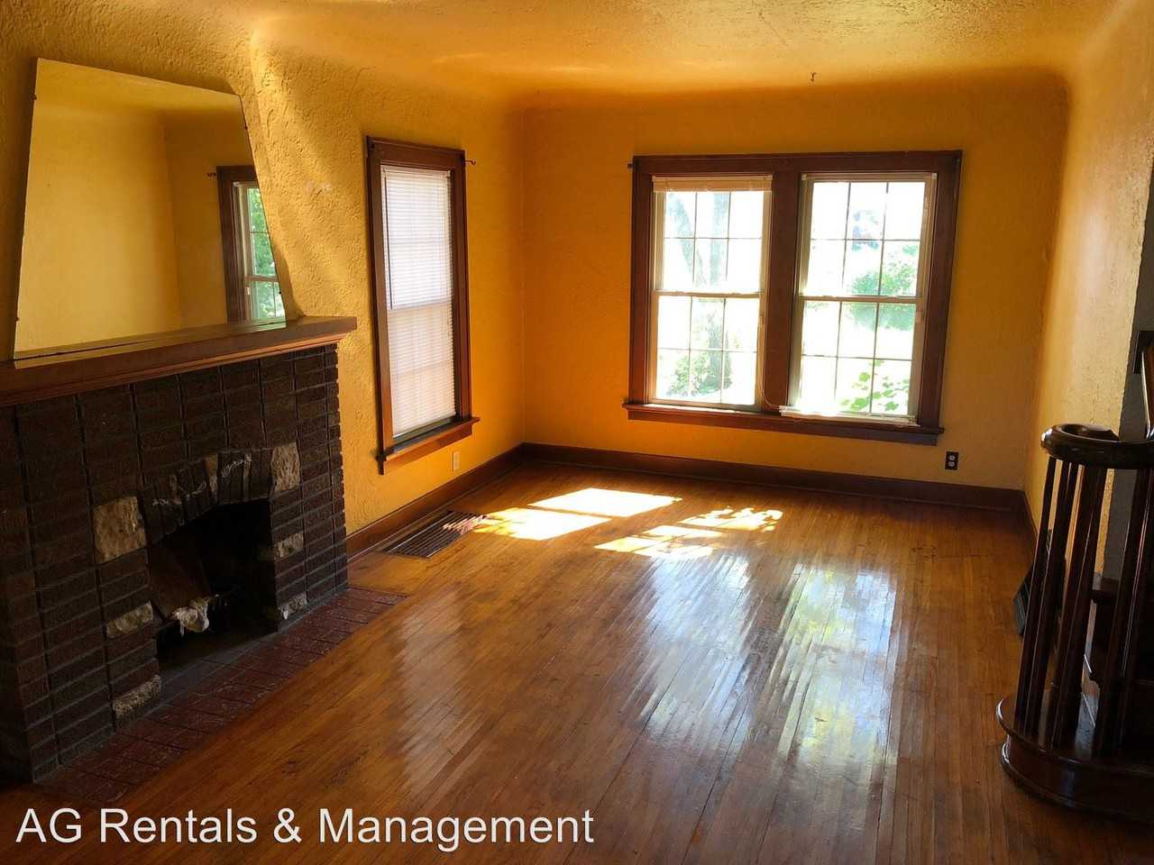 306 Glencoe Ave - Photo 3 of 9