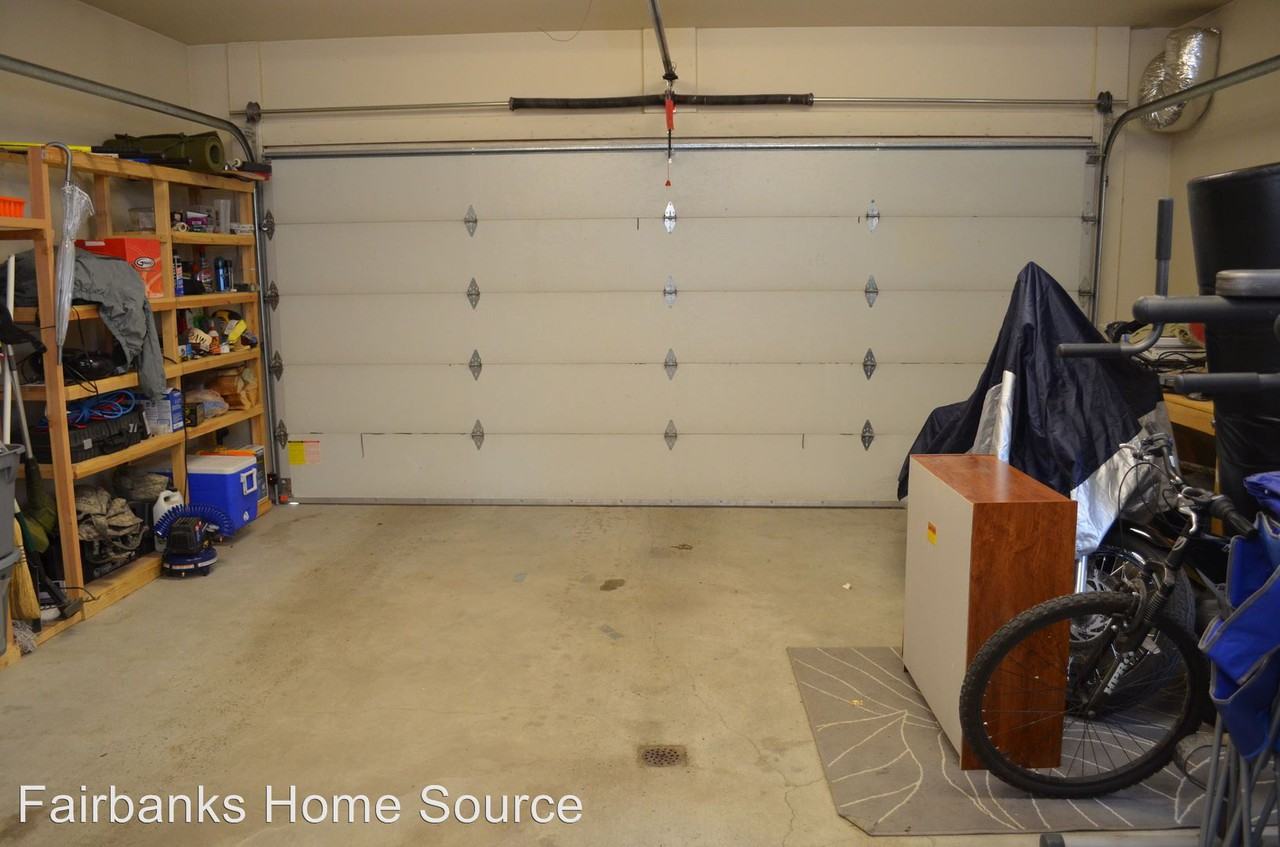 1372 Joyce Dr - Photo 2 of 17