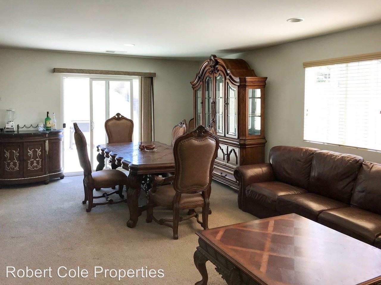 35692 Michael Ct - Photo 3 of 8