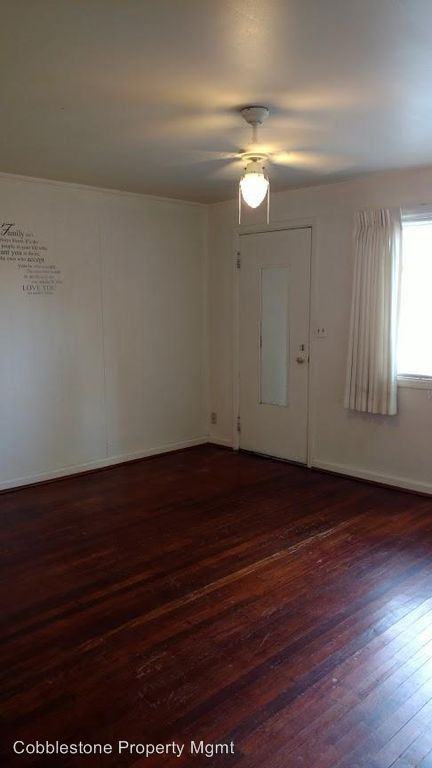 946 N Whitewater Park Blvd - Photo 3 of 11