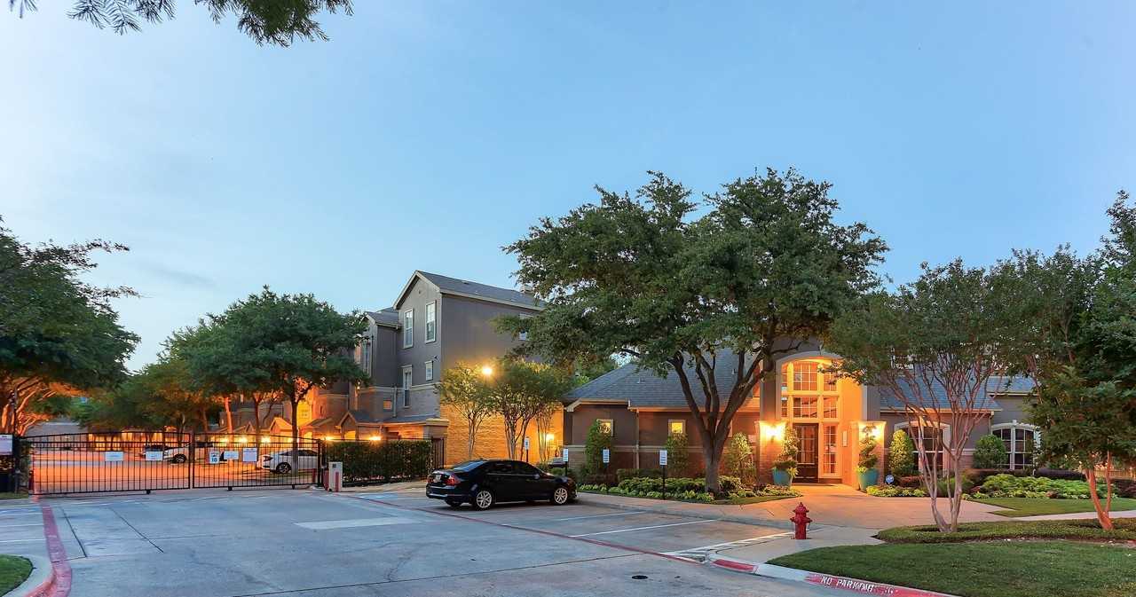 The Reserve On Willow Lake Apartments - Photo 3 of 30