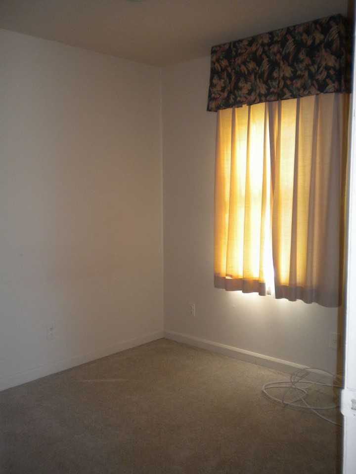 7208 Opal Rd - Photo 2 of 4