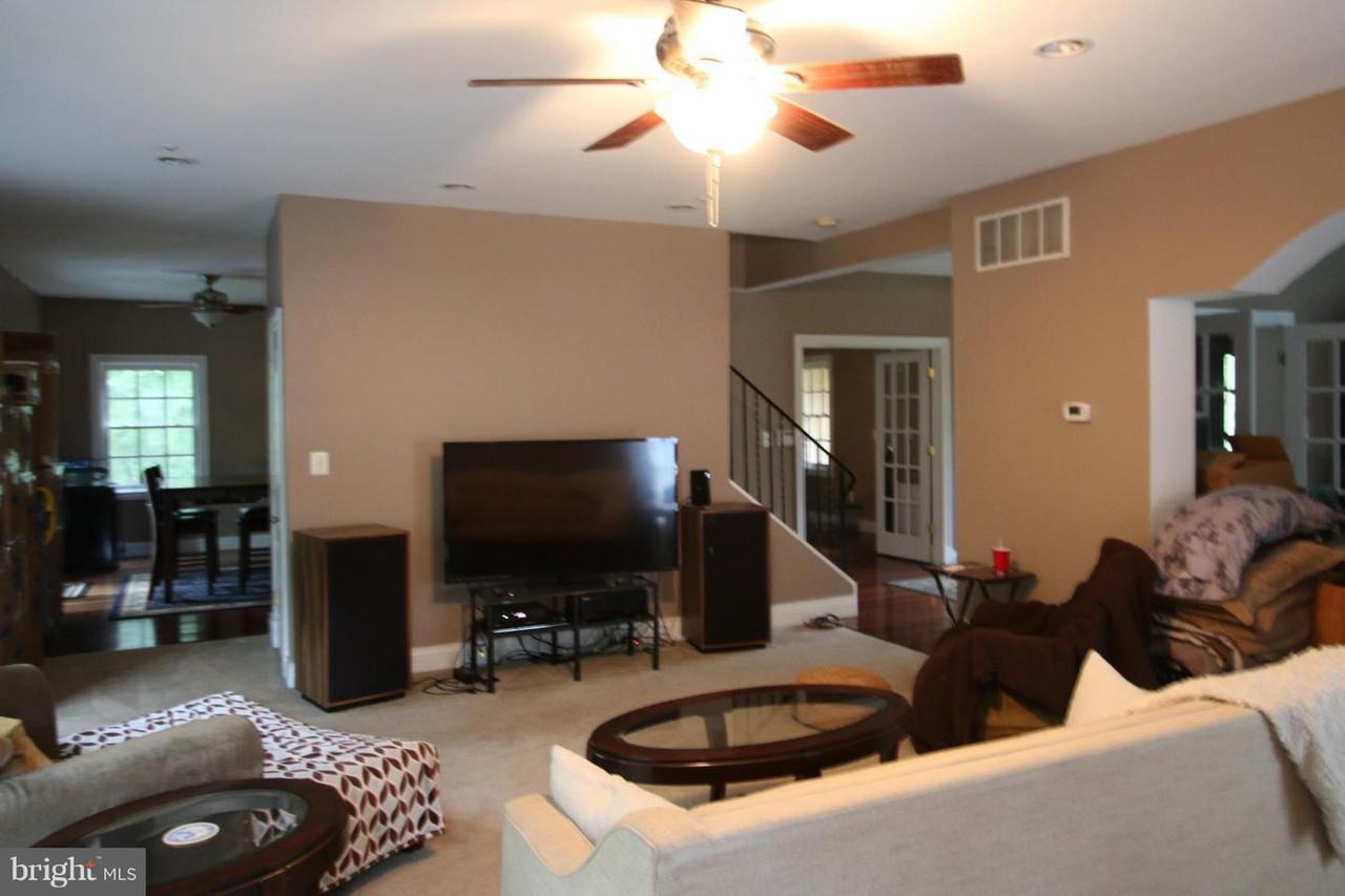 5522 Old Crain Hwy - Photo 3 of 27