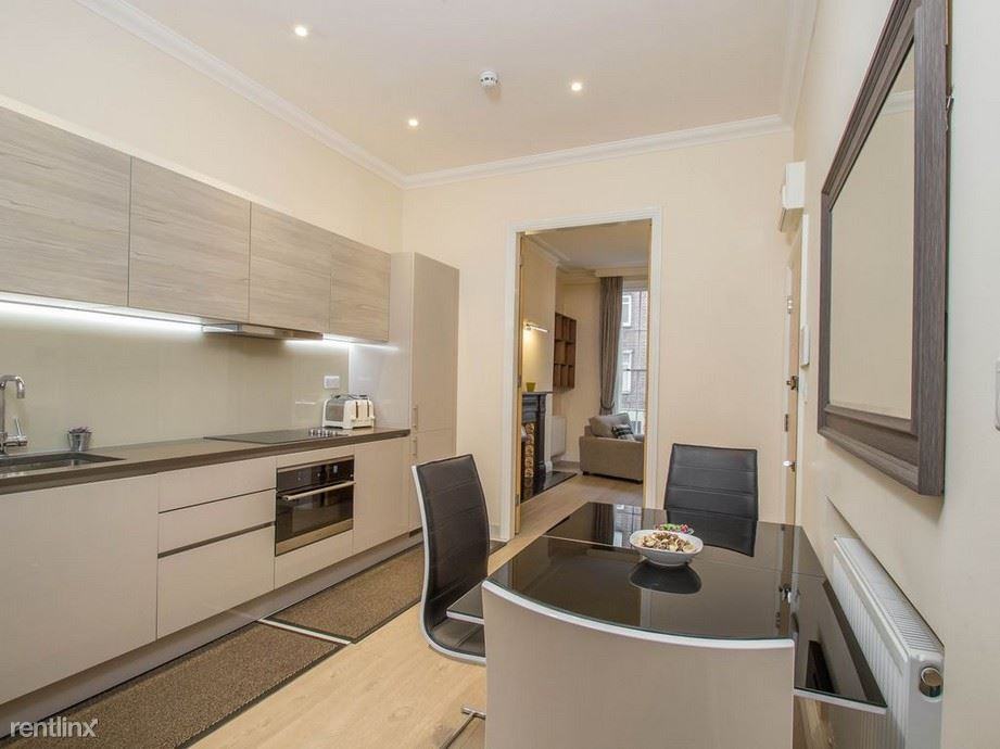 625 Madison St #303 - Photo 3 of 14