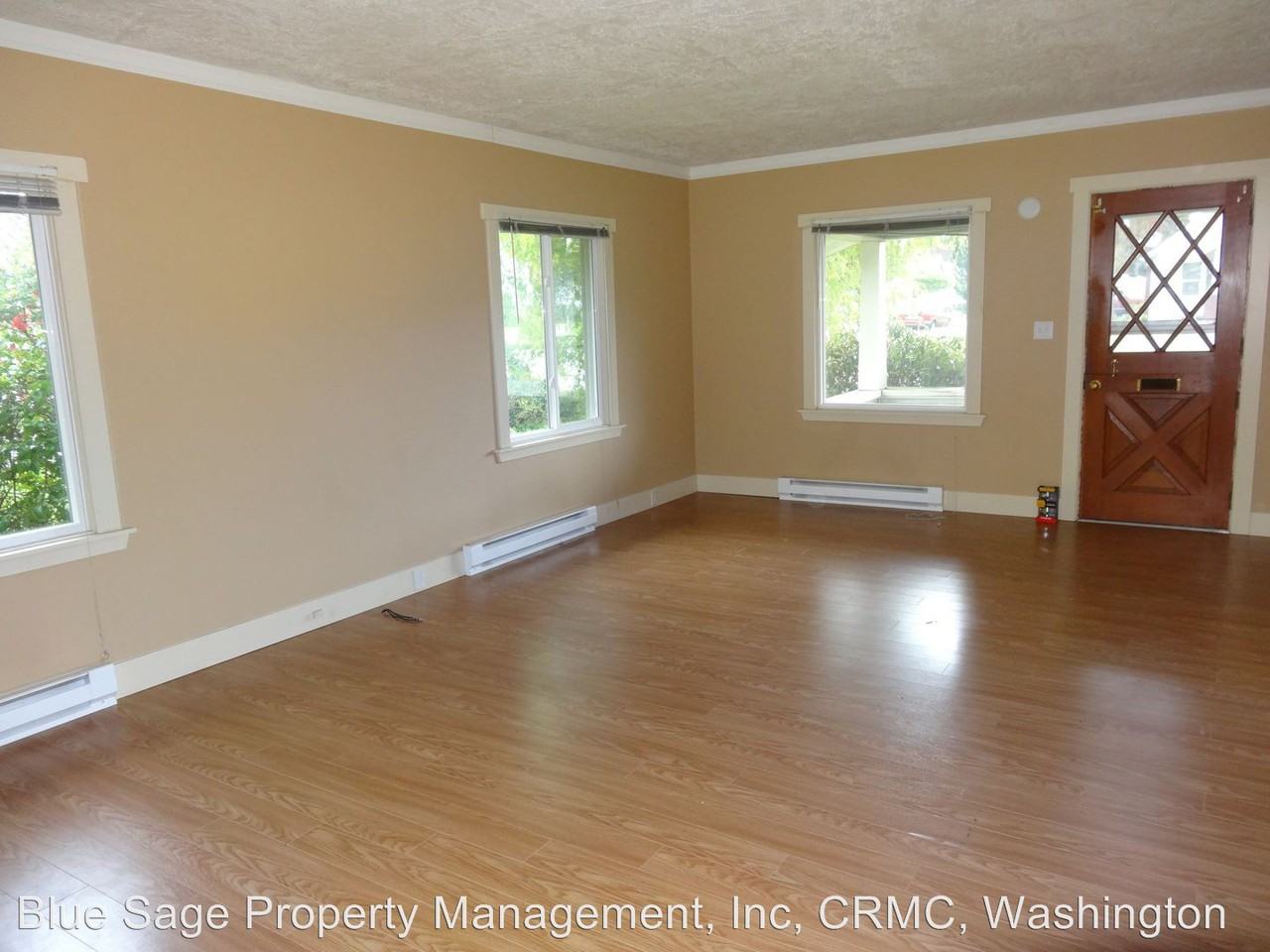 521 S Race St - Photo 3 of 12