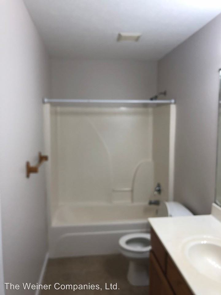 1307 Abercorn - Photo 3 of 37