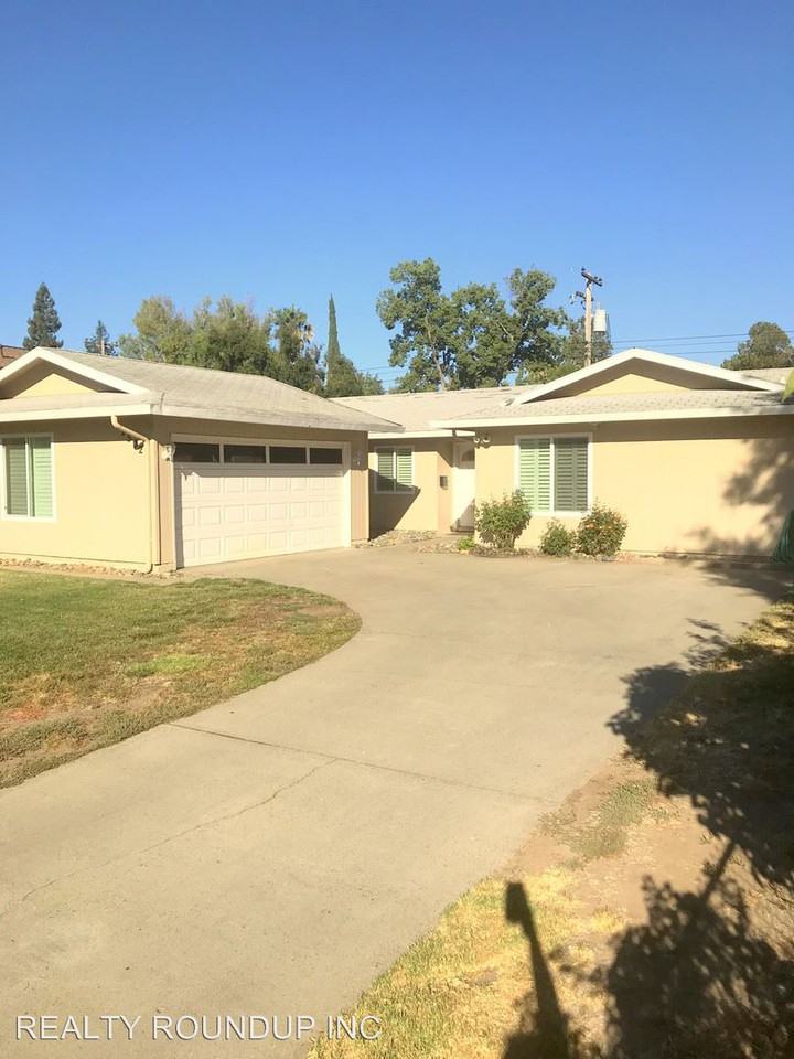 2532 Stansberry Way - Photo 2 of 16