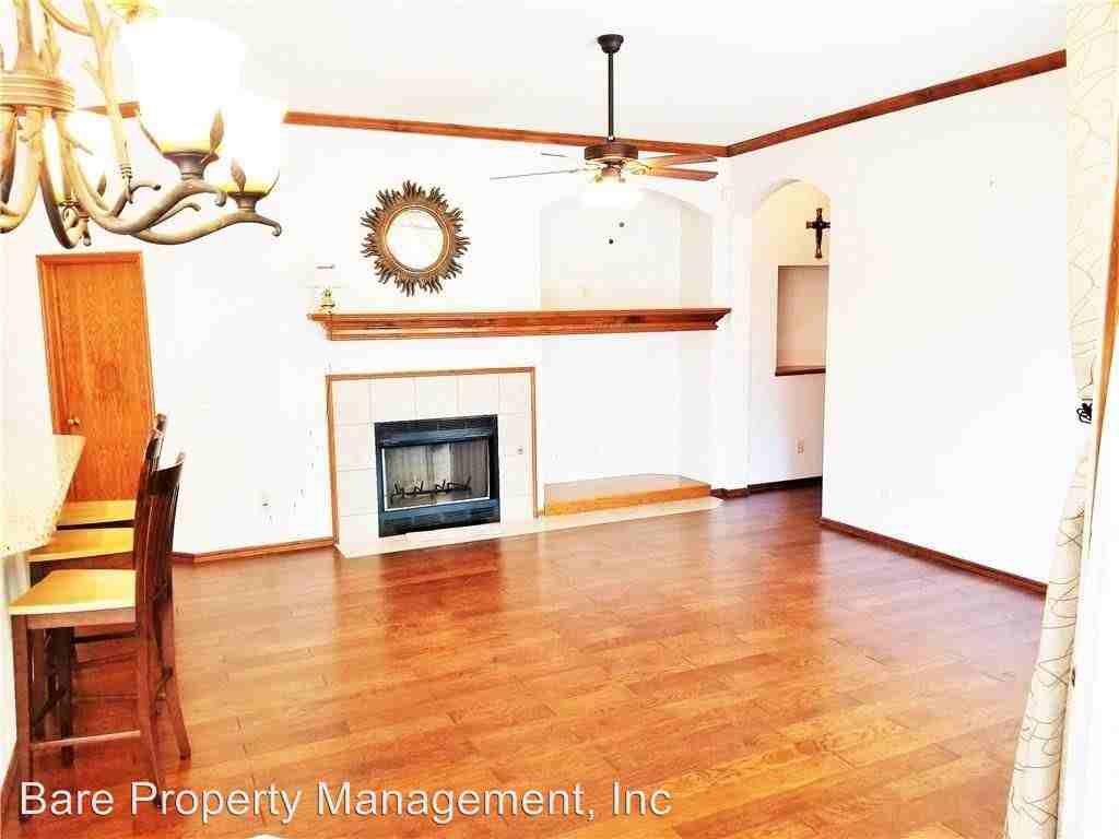 12408 Rockwood Ave - Photo 3 of 25