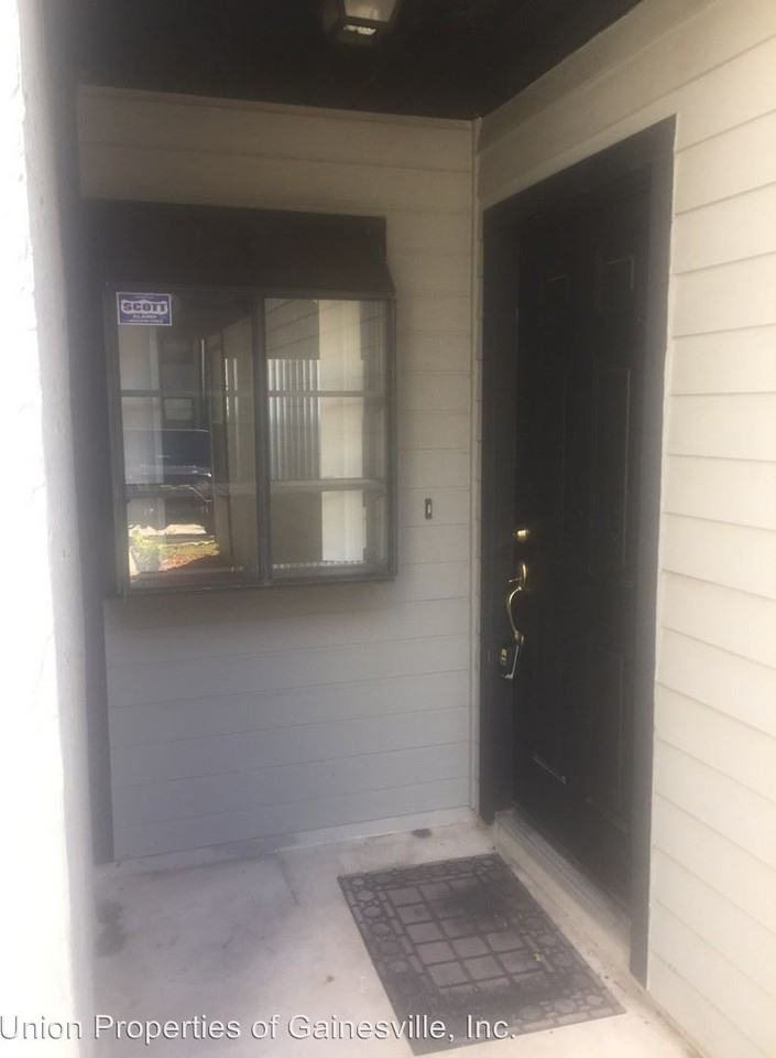 4333 SW 20th Ln - Photo 2 of 13