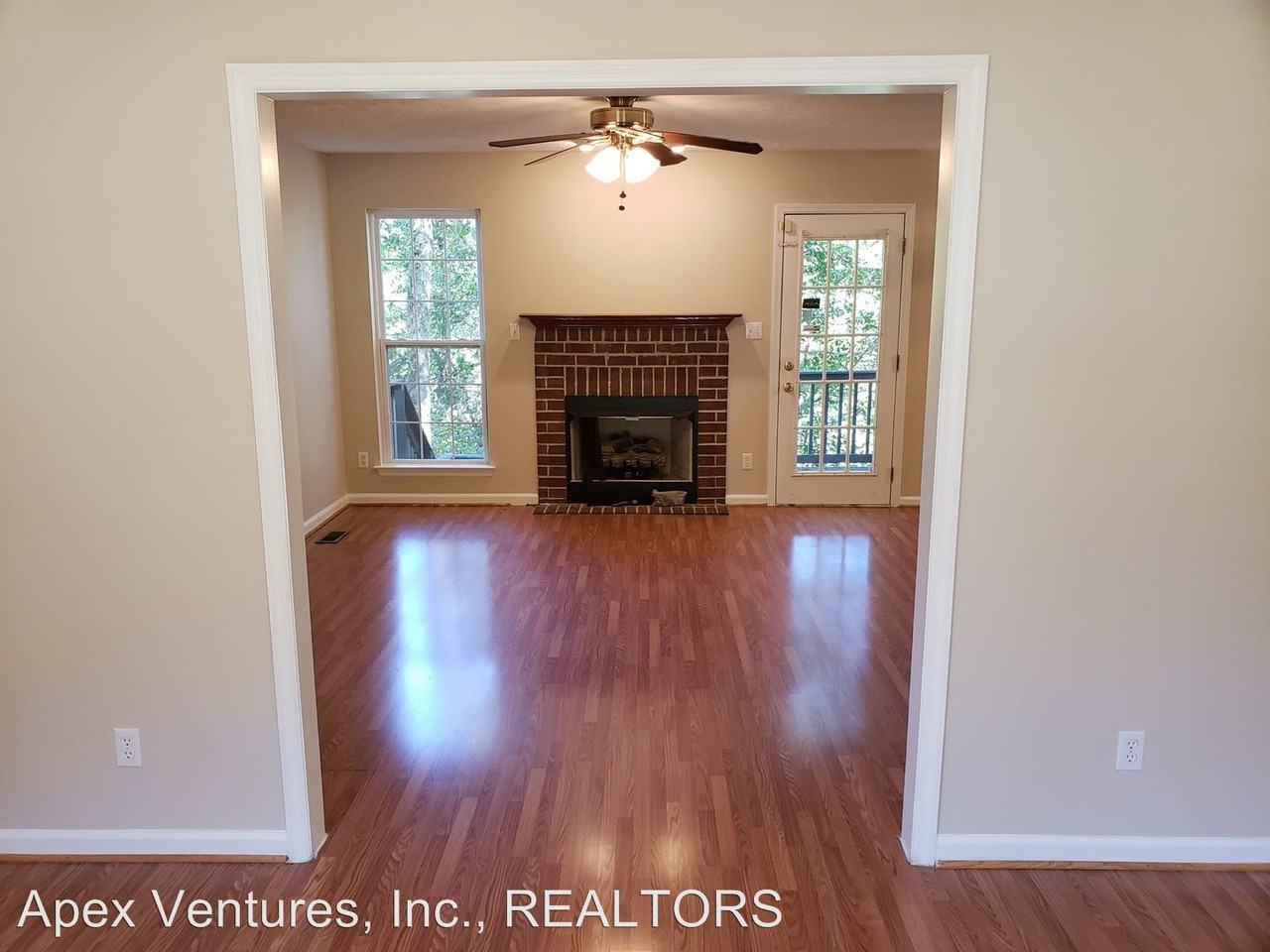 5105 Countryside Dr - Photo 2 of 26