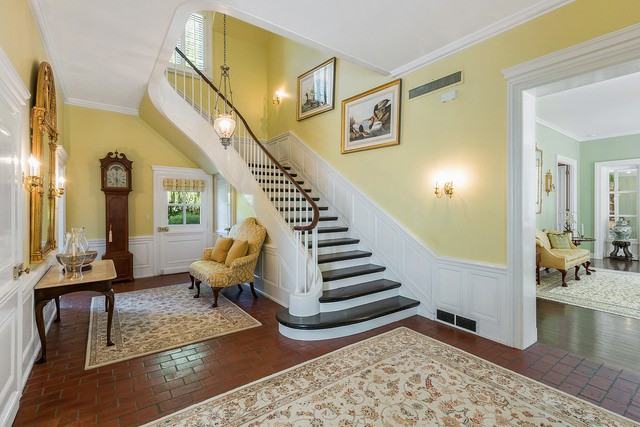 25185 Shagbark Rd - Photo 2 of 28