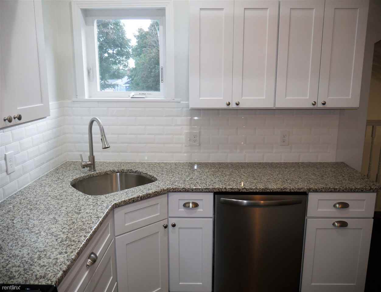 55 Cliff Ave - Photo 2 of 15