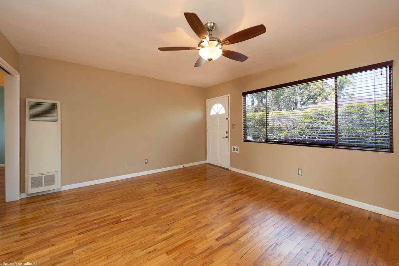 3251 Highview Drive - Photo 3 of 25