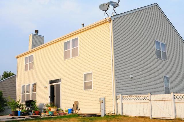 25408 Spring St - Photo 2 of 4