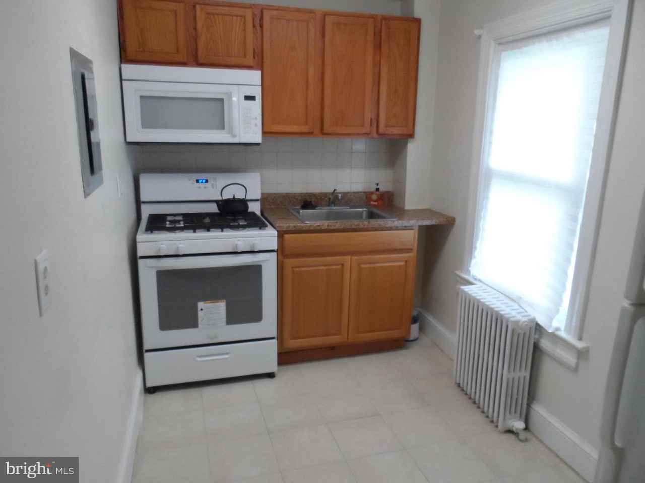 1002 49th St NE - Photo 2 of 17