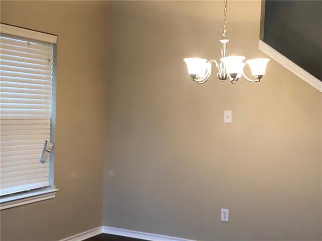 1786 Overlook Dr - Photo 3 of 23