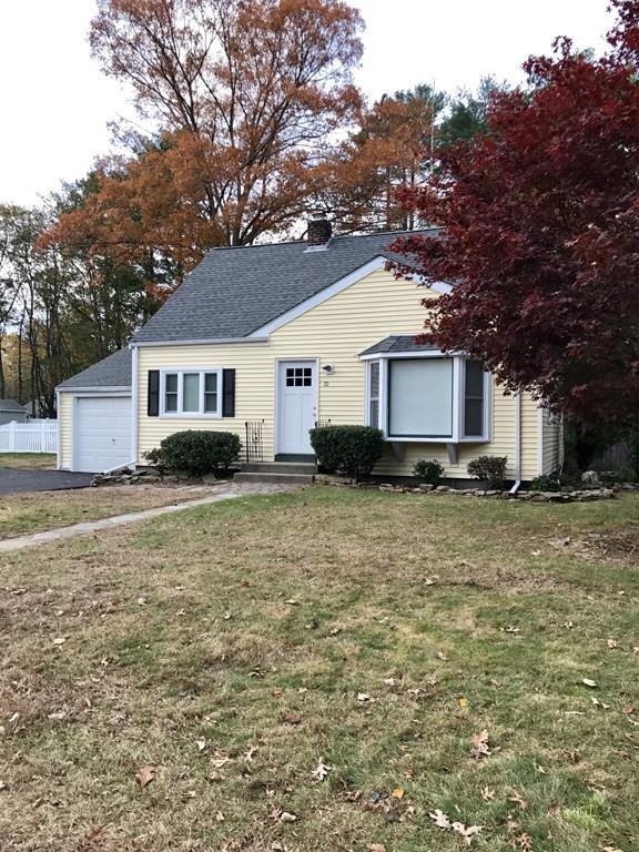 10 Suffolk Rd - Photo 2 of 25