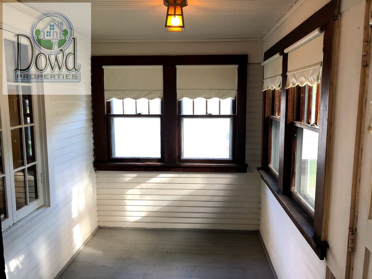 605 South Clayton Street - Photo 2 of 10