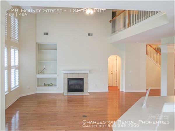 128 Bounty St #128BOUNTY - Photo 2 of 19