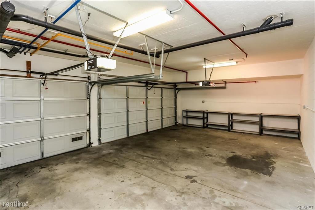 629 W Stocker St #D - Photo 2 of 35