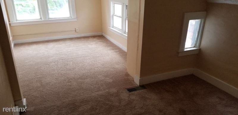 3247 Vickery Rd - Photo 2 of 8