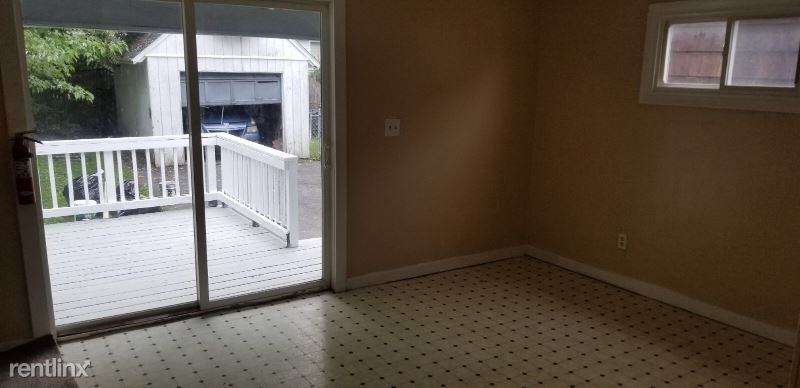 3247 Vickery Rd - Photo 3 of 8