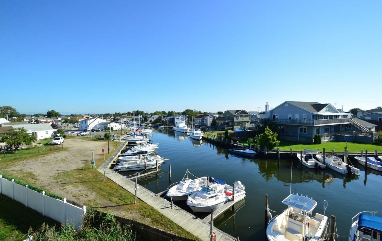 954 S 4th St - Photo 2 of 29