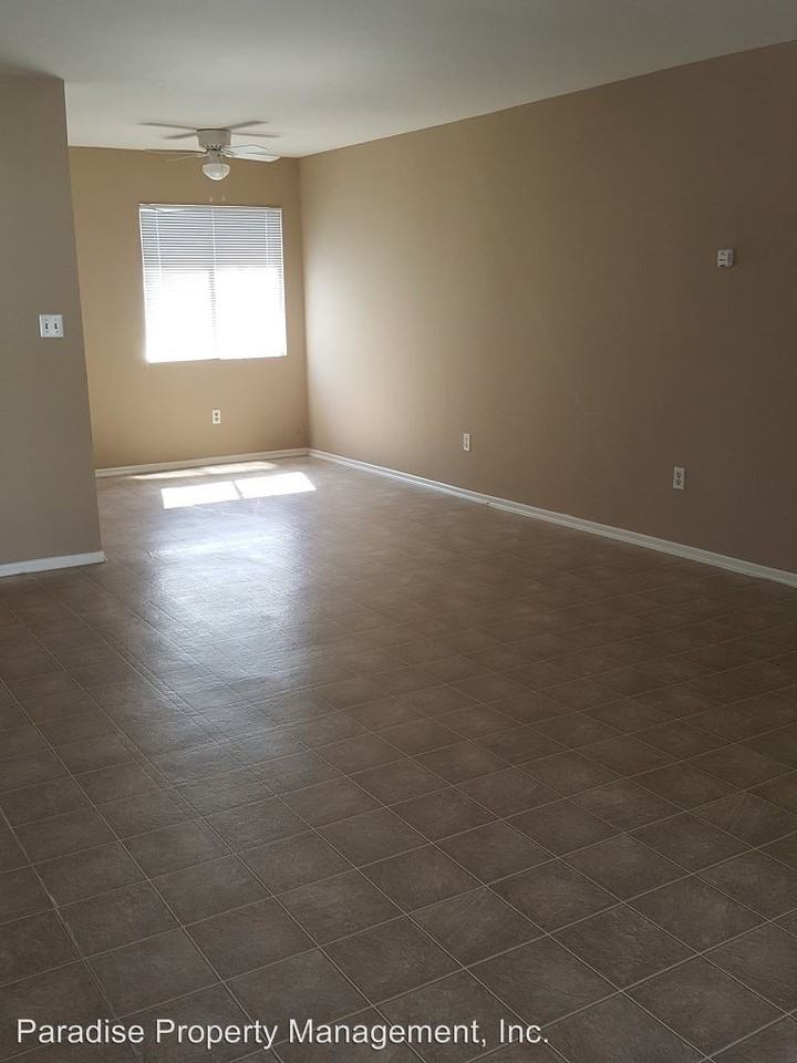 2064 N. Ventura Rd. - Photo 3 of 7